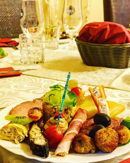 Restaurant Pensiunea Florina, Poiana Mărului, Caraș Severin